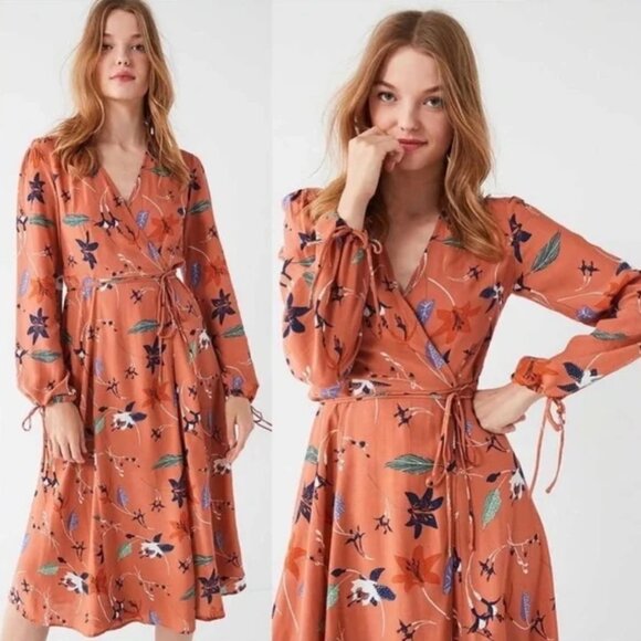 UO Urban Outfitters Audrey Long Sleeve Floral Bird Print Wrap Midi Dress S - Picture 1 of 16